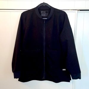 FIGS BLACK BELLERY SCRUB JACKET